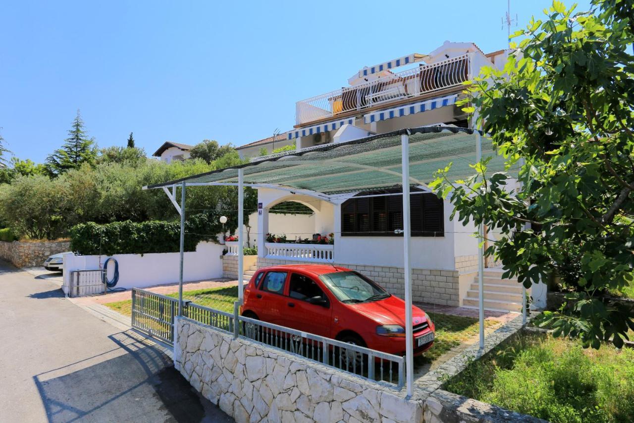 Family Friendly Seaside Apartments Razanj, Rogoznica - 10373 Eksteriør bilde
