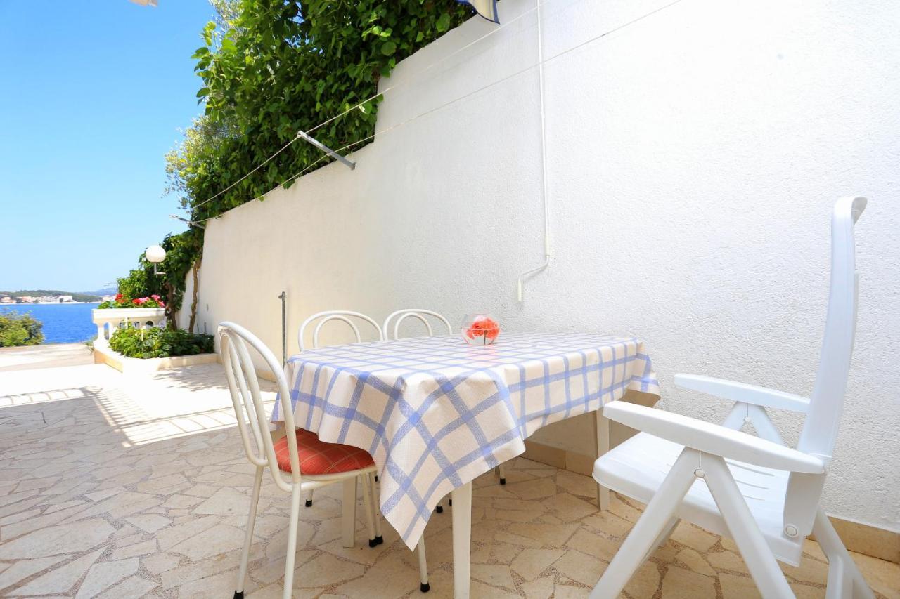 Family Friendly Seaside Apartments Razanj, Rogoznica - 10373 Eksteriør bilde