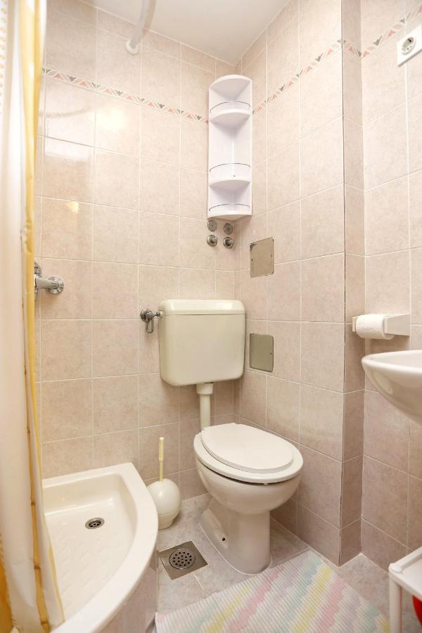 Family Friendly Seaside Apartments Razanj, Rogoznica - 10373 Eksteriør bilde