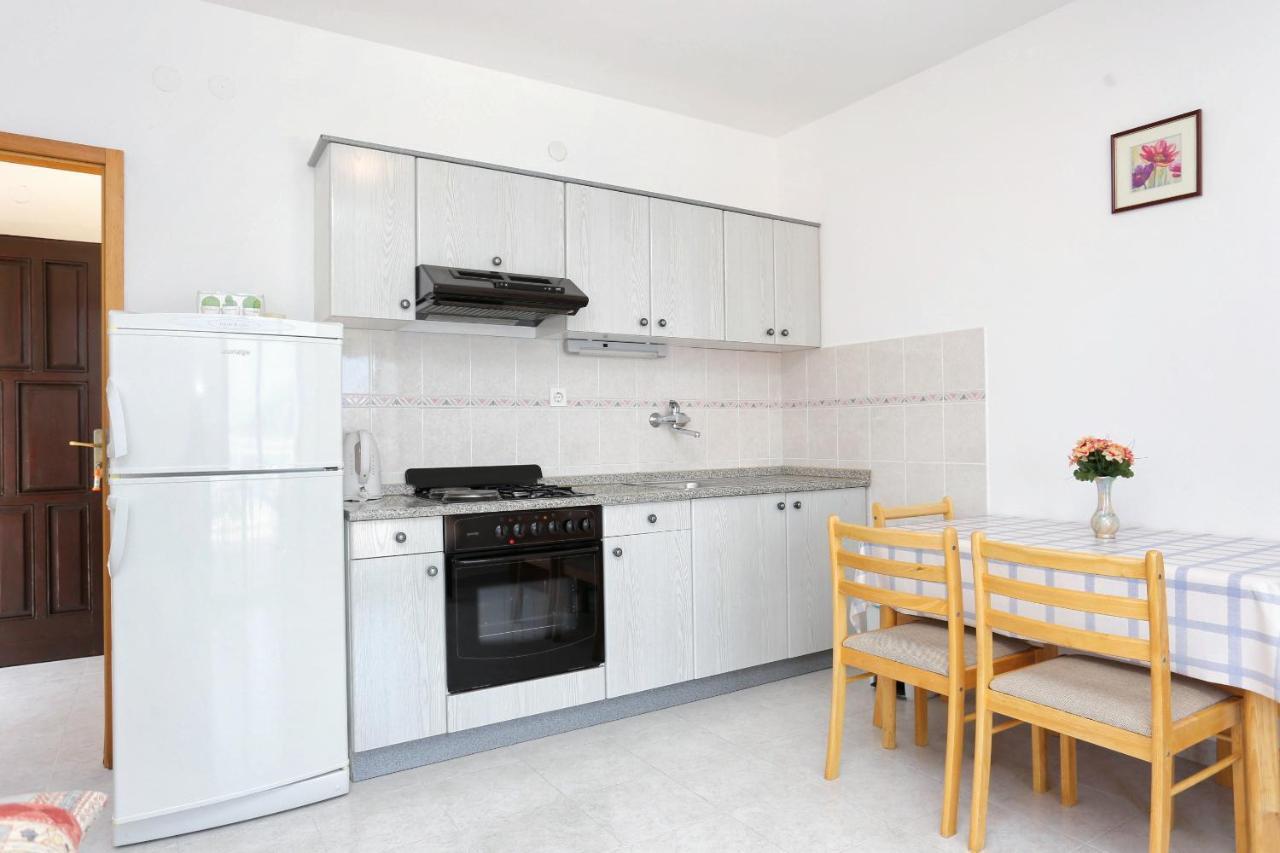 Family Friendly Seaside Apartments Razanj, Rogoznica - 10373 Eksteriør bilde